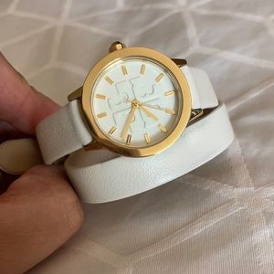 Tory Burch Watch 💛